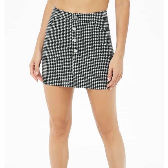 Forever 21 Dresses & Skirts - 🦖 3/$20 FOREVER21 Houndstooth Corduroy Mini Forever 21 Dresses & Skirts - 🦖 3/$20 FOREVER21 Houndstooth Corduroy Mini